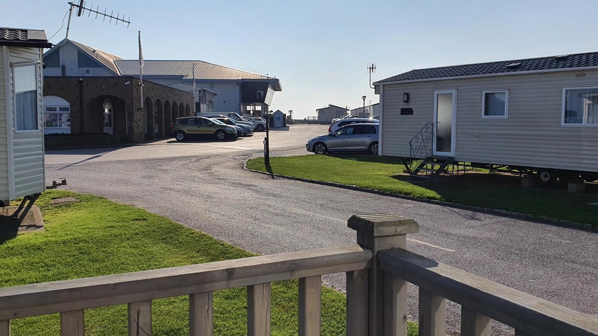 Carnaby Holiday Caravan, West Sands, Selsey Buitenkant foto