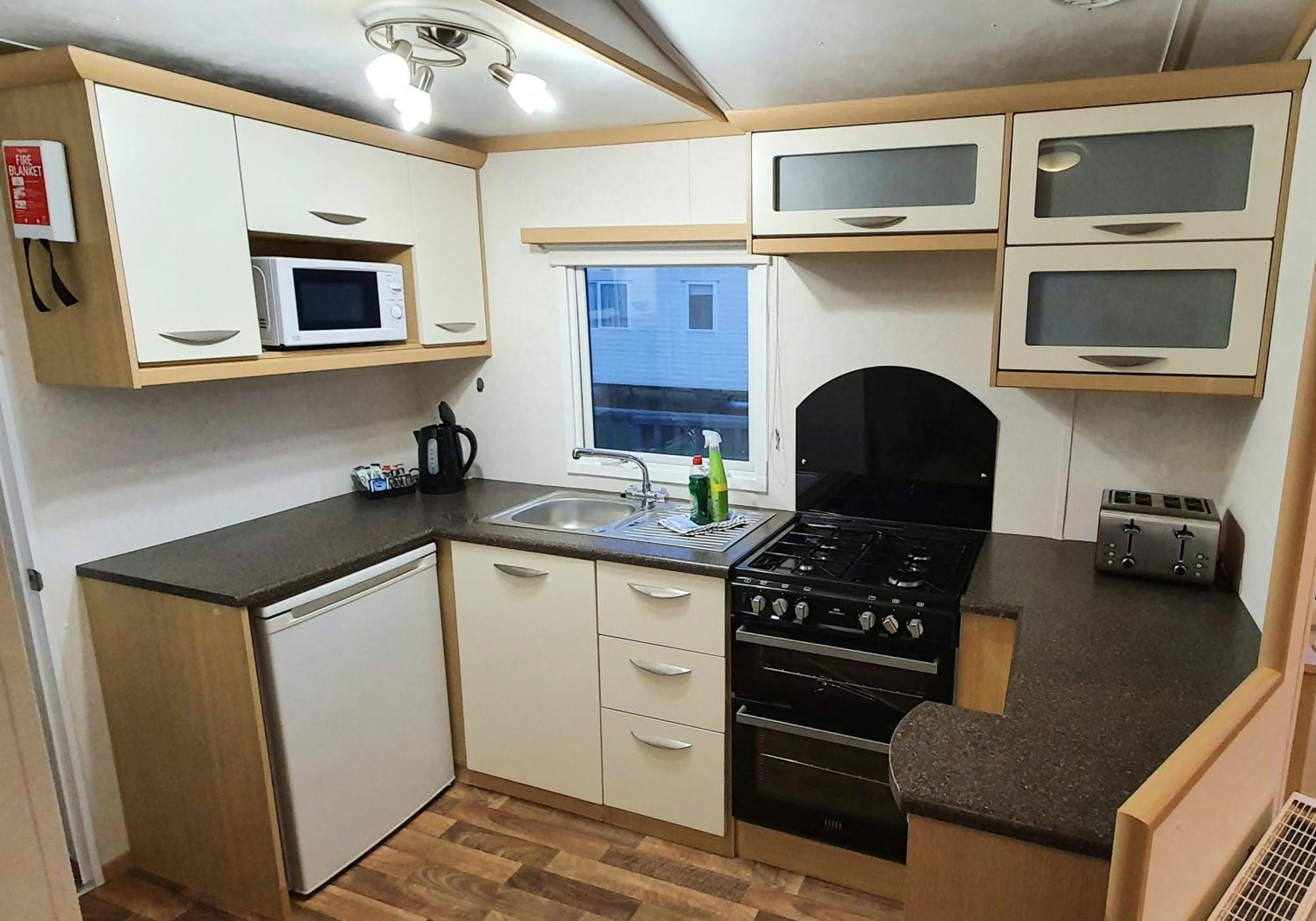 Carnaby Holiday Caravan, West Sands, Selsey Buitenkant foto